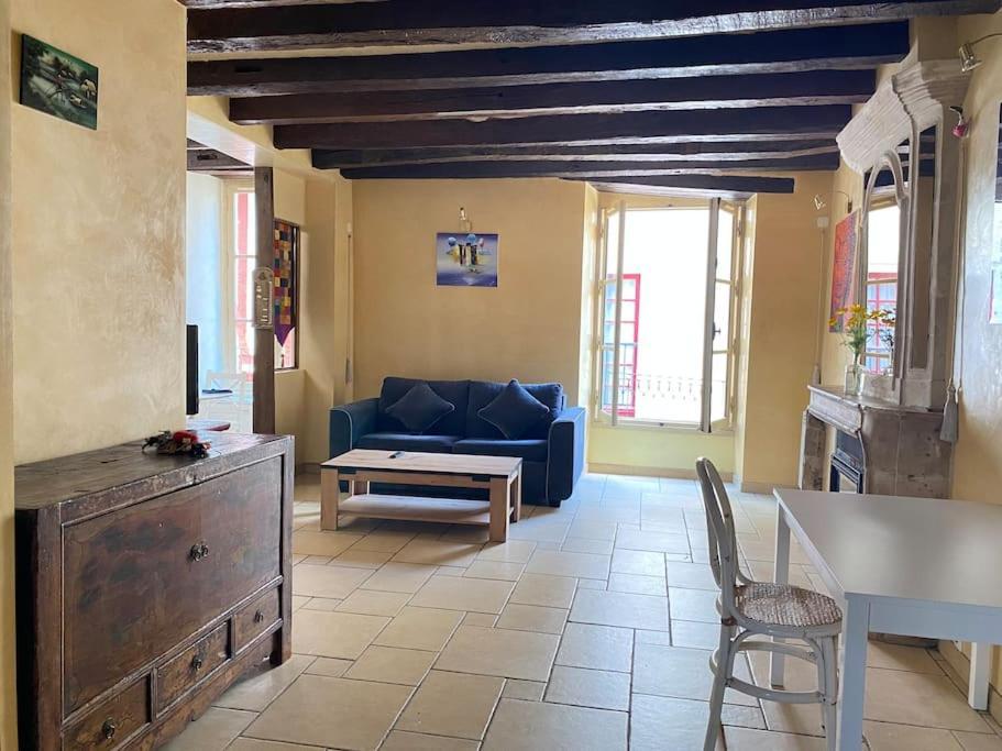 Charmant Appartement - Centre Cite Plantagenet!!! เลอม็องส์ ภายนอก รูปภาพ