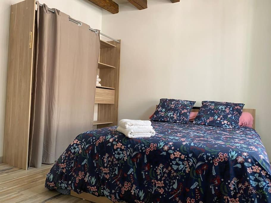 Charmant Appartement - Centre Cite Plantagenet!!! เลอม็องส์ ภายนอก รูปภาพ
