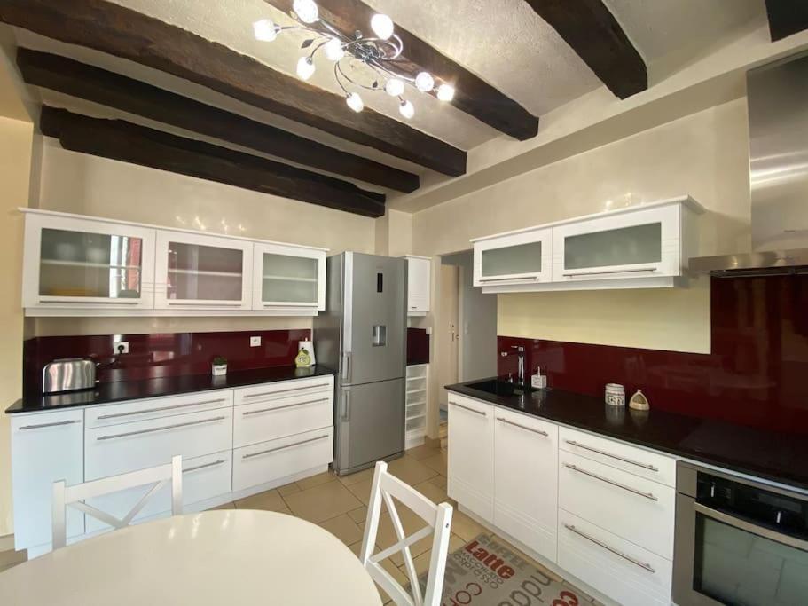 Charmant Appartement - Centre Cite Plantagenet!!! เลอม็องส์ ภายนอก รูปภาพ